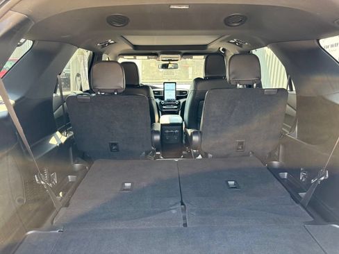 Used 2021 Ford Explorer ST w/ Equipment Group 401A AWD/4WD image 8