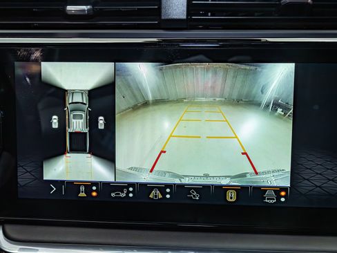 Used 2025 GMC Sierra 1500 Denali Ultimate AWD/4WD image 19