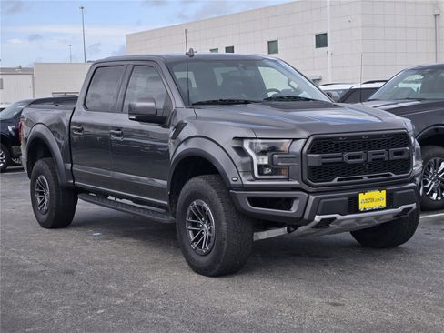 Used 2019 Ford F150 Raptor w/ Equipment Group 802A Luxury AWD/4WD image 3