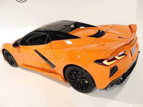 Used 2023 Chevrolet Corvette Stingray Preferred Conv w/ Z51 Performance Package image 12
