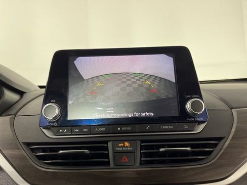 Used 2024 Nissan Altima 2.5 SV image 26