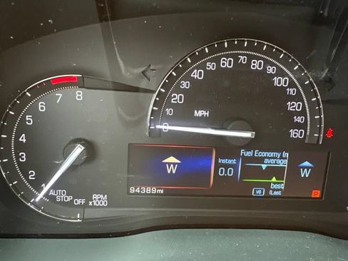 Used 2017 Cadillac XT5 Luxury AWD/4WD image 10