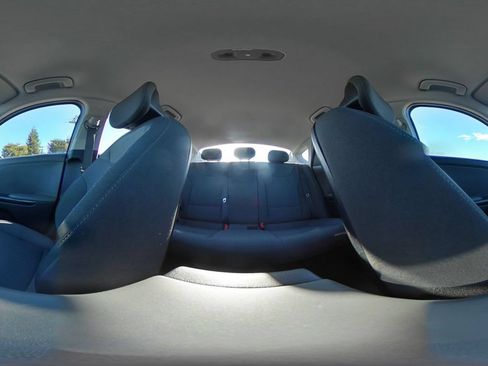 Used 2025 Kia K4 FWD image 42
