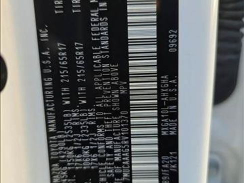 Used 2024 Toyota Corolla Cross LE FWD image 24