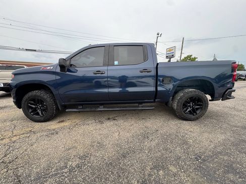 Used 2021 Chevrolet Silverado 1500 Custom Trail Boss AWD/4WD image 3
