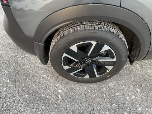New 2026 Nissan Kicks SV w/ SV Premium Package AWD/4WD image 7