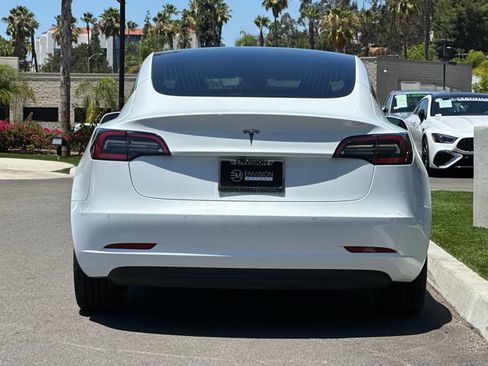 Used 2018 Tesla Model 3 Long Range AWD/4WD image 4