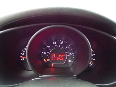 Used 2017 Kia Soul image 36