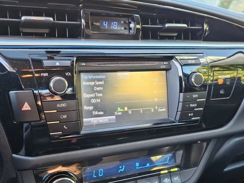 Used 2016 Toyota Corolla S FWD image 29