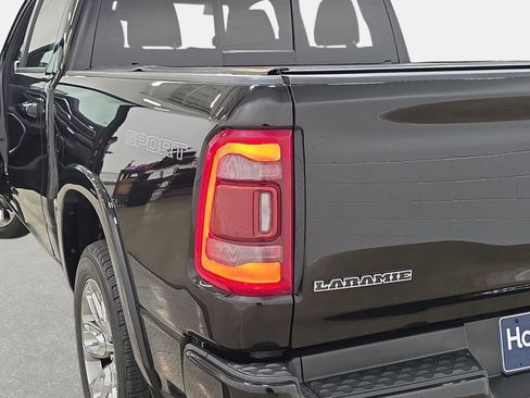 Used 2022 RAM 1500 Laramie w/ Sport Appearance Package AWD/4WD image 30