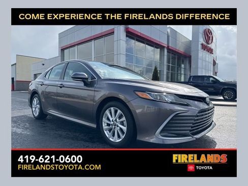 Certified 2023 Toyota Camry LE w/ Convenience Package image 1