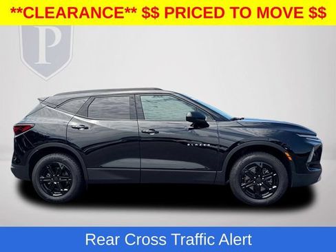 Certified 2024 Chevrolet Blazer LT w/ Convenience Package FWD image 6