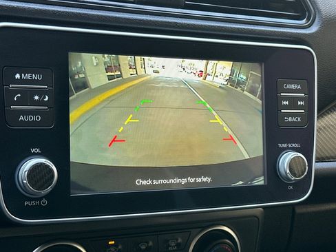 Used 2024 Nissan Leaf S FWD image 19