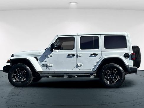 Used 2020 Jeep Wrangler Unlimited Sahara w/ LED Lighting Group image 9