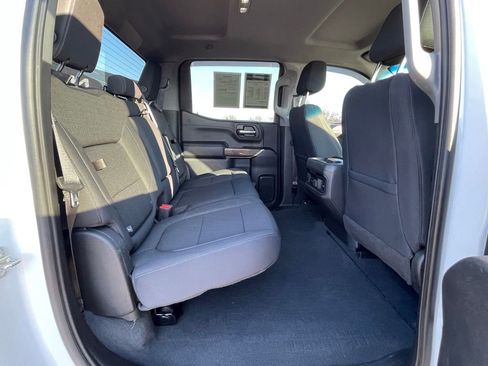 Used 2021 Chevrolet Silverado 1500 LT Trail Boss w/ Bed Protection Package image 24