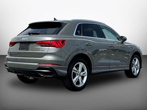 Used 2020 Audi Q3 2.0T Premium Plus w/ Premium Plus Package AWD/4WD image 6
