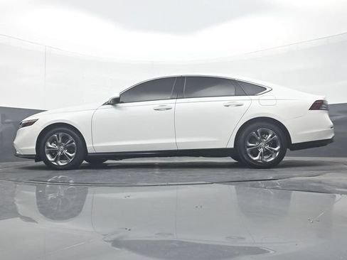 Used 2024 Honda Accord EX-L image 30