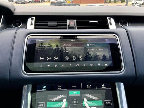 Used 2020 Land Rover Range Rover Sport HST image 31