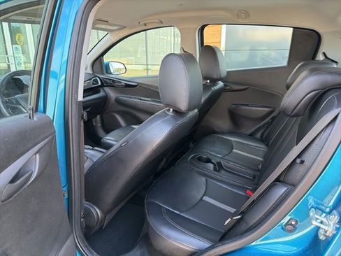 Used 2019 Chevrolet Spark ACTIV image 16