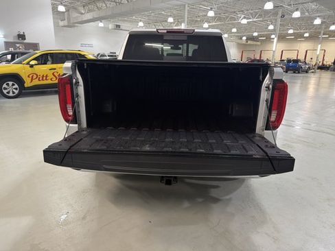 Used 2020 GMC Sierra 1500 SLT w/ SLT Premium Plus Package AWD/4WD image 12