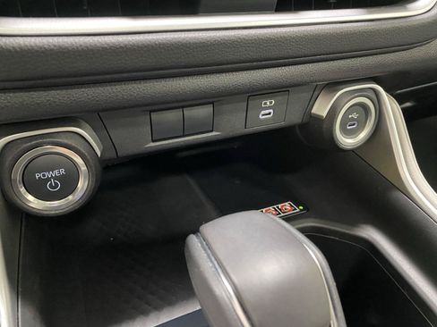 Certified 2025 Toyota Grand Highlander AWD Hybrid image 22