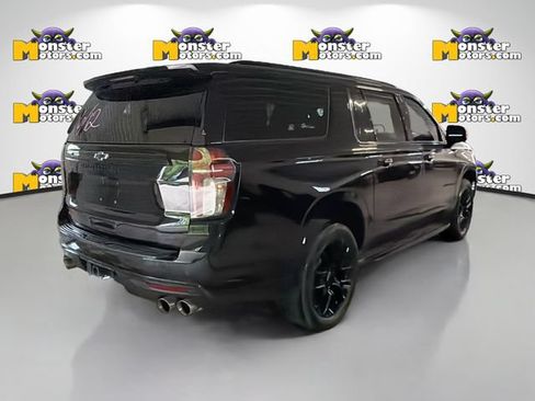 Used 2022 Chevrolet Suburban High Country AWD/4WD image 4