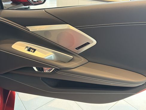 Used 2023 Chevrolet Corvette Stingray Preferred Conv w/ 2LT RWD image 14