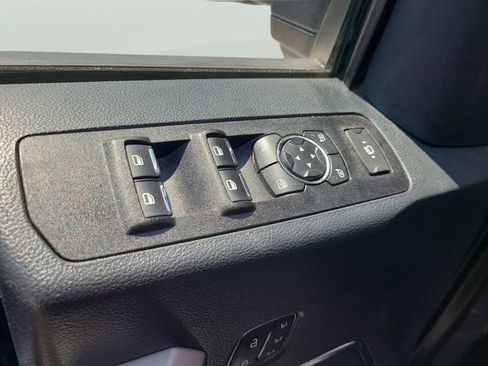 Used 2022 Ford F250 Lariat w/ Chrome Package AWD/4WD image 18