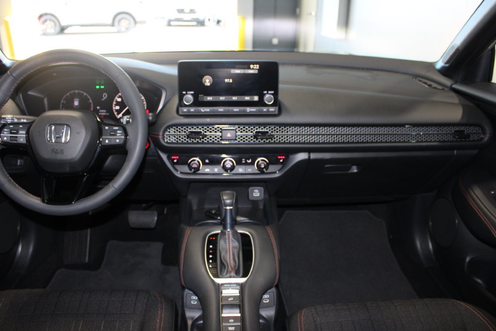 Used 2024 Honda HR-V Sport image 13