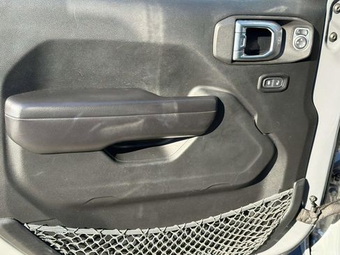 Used 2019 Jeep Wrangler Unlimited Sport S image 22