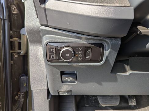 Used 2025 Ford Bronco Raptor AWD/4WD image 18
