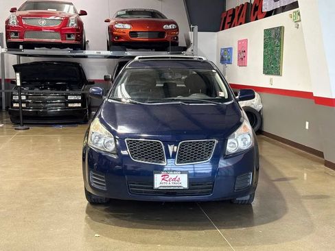 Used 2010 Pontiac Vibe AWD w/ Sun And Sound Package image 36