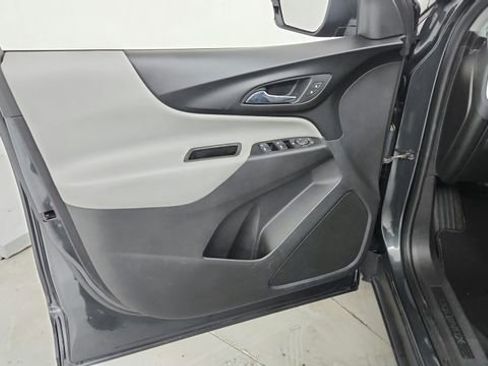 Certified 2019 Chevrolet Equinox LS w/ LS Convenience Package image 12