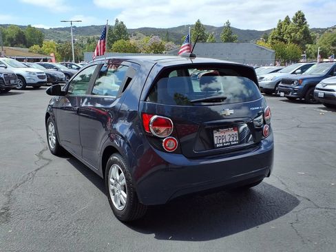 Used 2016 Chevrolet Sonic LT FWD image 5