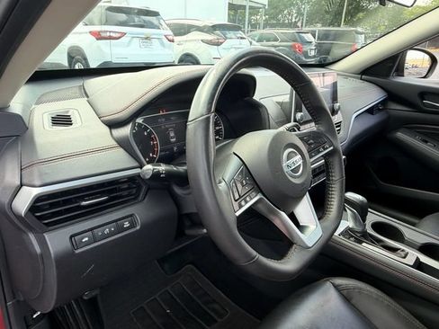 Used 2022 Nissan Altima 2.5 SR FWD image 5