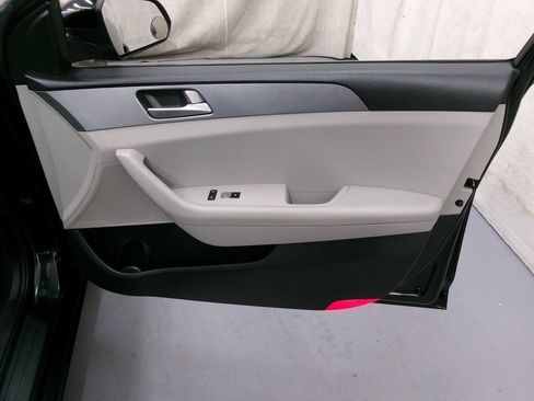 Used 2017 Hyundai Sonata SE FWD image 26