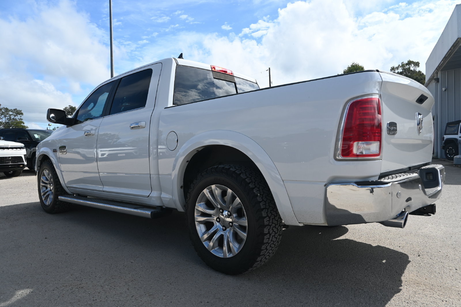 Used 2017 RAM 1500 Laramie Longhorn RWD image 5