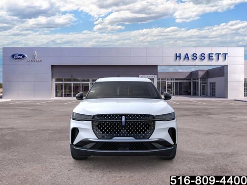 Used 2026 Lincoln Nautilus Premier w/ Equipment Group 102A AWD/4WD image 7
