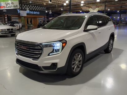 Used 2022 GMC Terrain SLT w/ Infotainment Package II