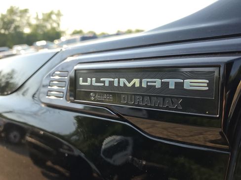 Used 2024 GMC Sierra 3500 Denali Ultimate AWD/4WD image 13