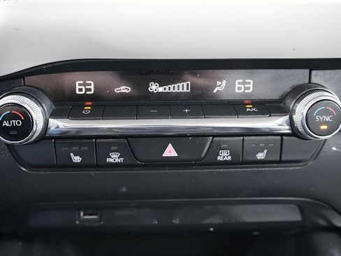 Used 2019 MAZDA MAZDA3 AWD Sedan w/ Premium Package image 32