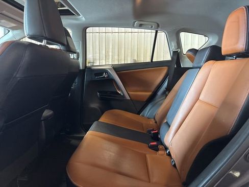 Used 2016 Toyota RAV4 Limited FWD image 14