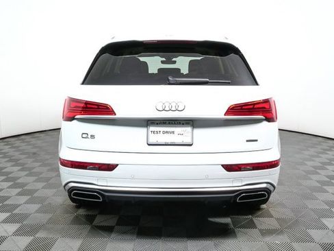 Used 2023 Audi Q5 2.0T Prestige w/ Prestige Package image 27