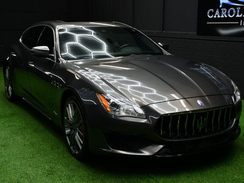 Used 2017 Maserati Quattroporte GTS GranSport RWD image 14