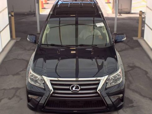 Used 2019 Lexus GX 460 Premium AWD/4WD image 2