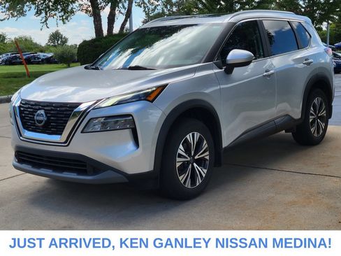 Certified 2023 Nissan Rogue SV w/ SV Premium B Package AWD/4WD image 7