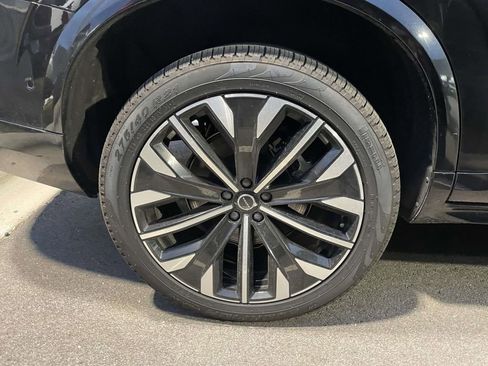 Used 2025 Volvo XC90 T8 Ultra image 5