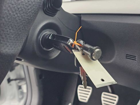 Used 2009 Pontiac G8 GXP image 29