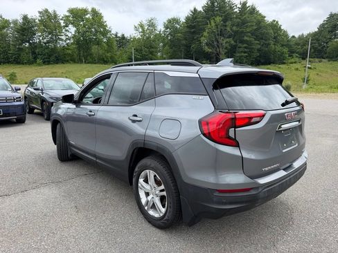 Used 2018 GMC Terrain SLE w/ Driver Convenience Package AWD/4WD image 2