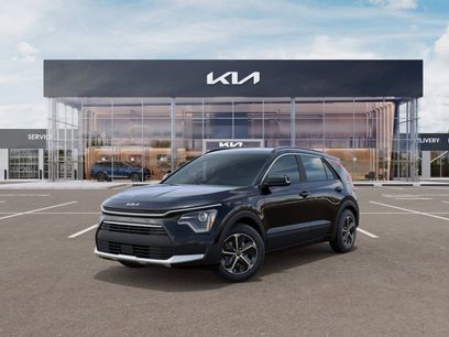 New 2025 Kia Niro EX